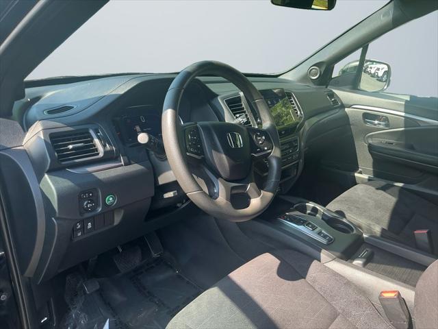 used 2022 Honda Pilot car, priced at $28,000