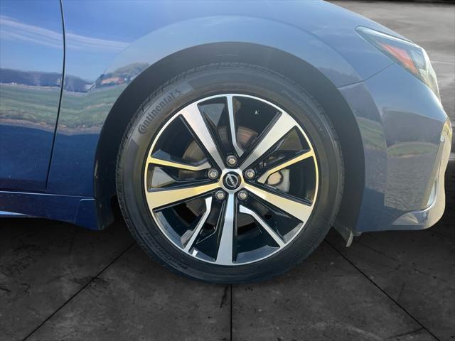 used 2023 Nissan Maxima car, priced at $25,000
