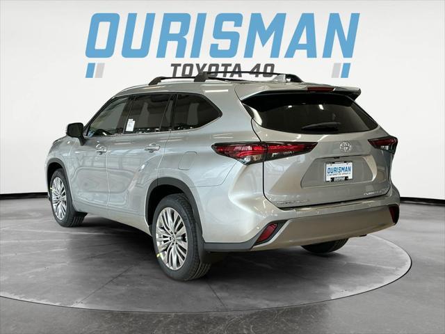 new 2025 Toyota Highlander car, priced at $54,673