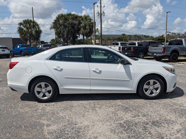 used 2015 Chevrolet Malibu car, priced at $12,284