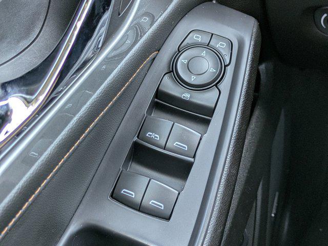used 2021 Chevrolet Traverse car, priced at $18,984
