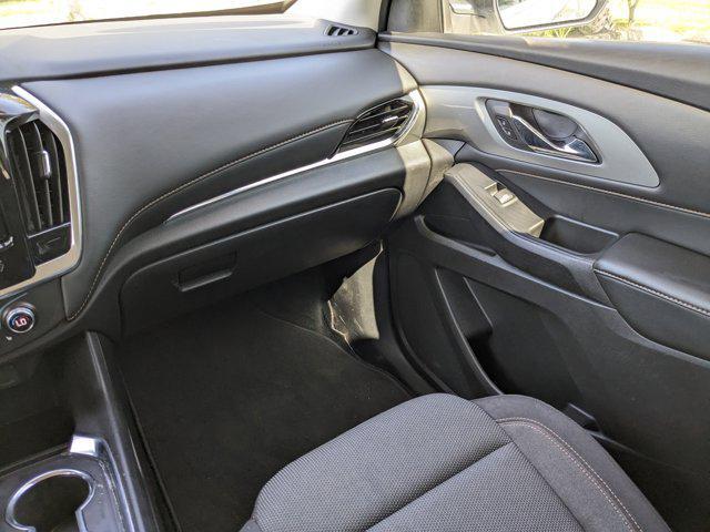 used 2021 Chevrolet Traverse car, priced at $17,984