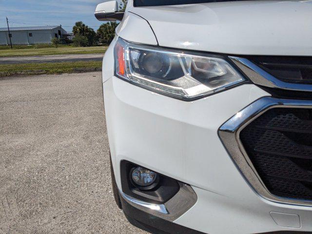 used 2021 Chevrolet Traverse car, priced at $17,984