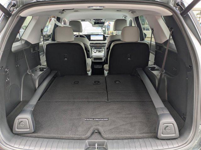 used 2023 Hyundai Palisade car, priced at $33,484