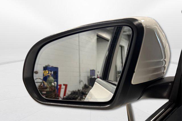 used 2022 Mercedes-Benz GLB 250 car, priced at $30,650