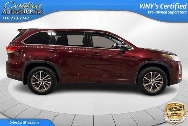 used 2017 Toyota Highlander car, priced at $23,300