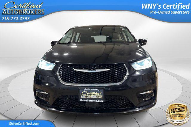 used 2023 Chrysler Pacifica Hybrid car, priced at $26,300