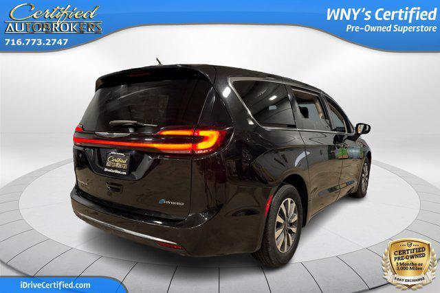 used 2023 Chrysler Pacifica Hybrid car, priced at $26,300