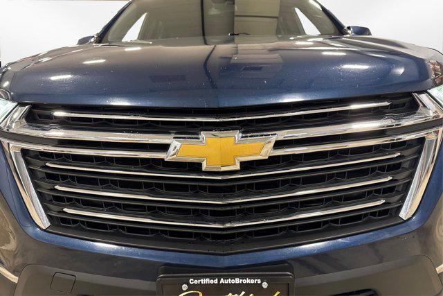 used 2022 Chevrolet Traverse car, priced at $27,350