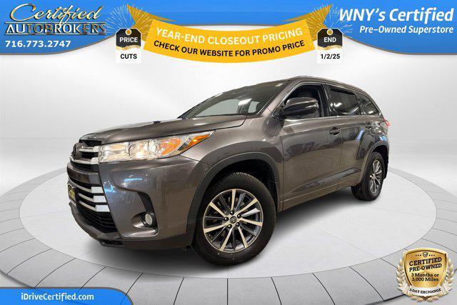 used 2018 Toyota Highlander car, priced at $23,995