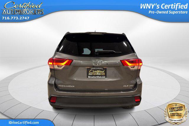 used 2018 Toyota Highlander car, priced at $23,995