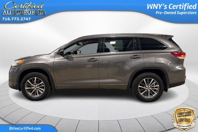 used 2018 Toyota Highlander car, priced at $23,995