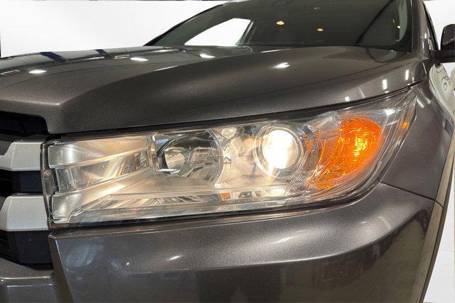 used 2018 Toyota Highlander car, priced at $23,995