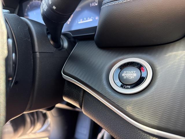 new 2025 Jeep Grand Cherokee car, priced at $36,930