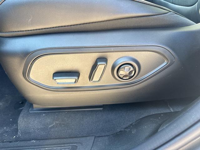 new 2025 Jeep Grand Cherokee car, priced at $36,930