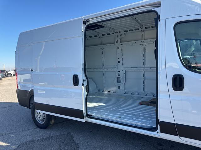 new 2025 Ram ProMaster 2500 car, priced at $43,050