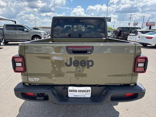 new 2025 Jeep Gladiator car, priced at $42,670