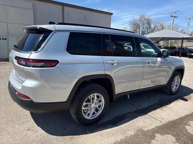 new 2024 Jeep Grand Cherokee L car, priced at $33,075