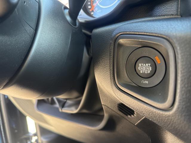 new 2025 Jeep Gladiator car, priced at $42,870