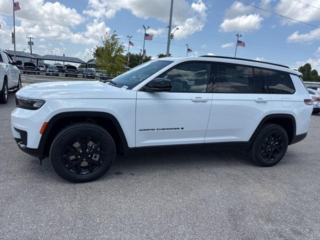 new 2025 Jeep Grand Cherokee L car, priced at $38,335