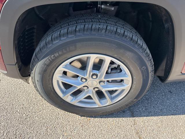 new 2025 Jeep Grand Cherokee L car, priced at $31,725