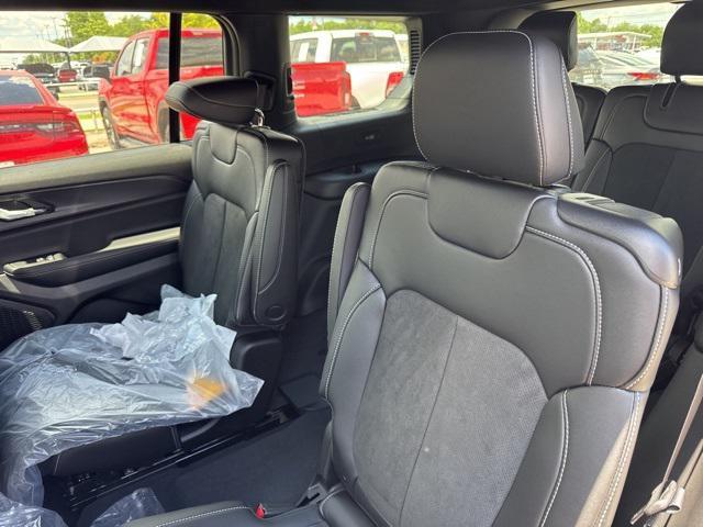 new 2025 Jeep Grand Cherokee L car, priced at $36,930