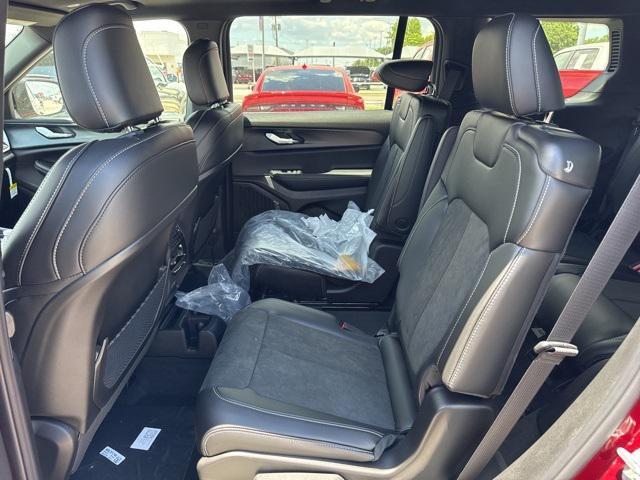 new 2025 Jeep Grand Cherokee L car, priced at $36,930