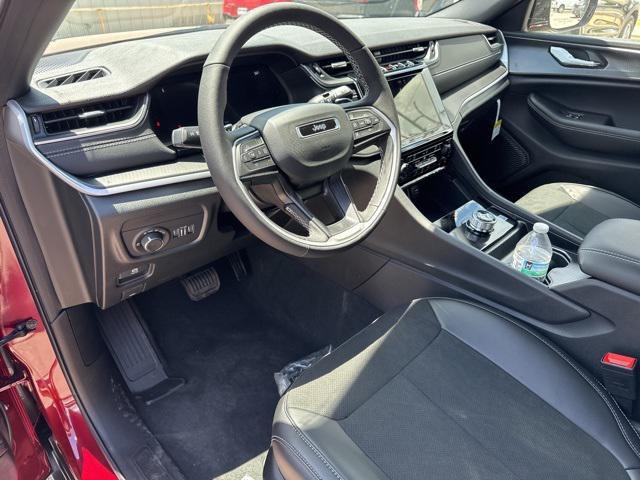 new 2025 Jeep Grand Cherokee L car, priced at $36,930