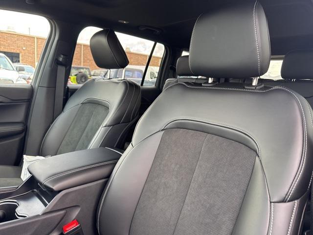 new 2025 Jeep Grand Cherokee L car, priced at $38,930