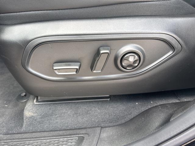 new 2025 Jeep Grand Cherokee L car, priced at $38,930