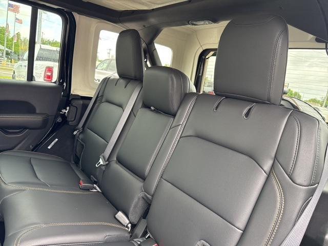 new 2025 Jeep Wrangler car, priced at $50,520