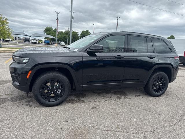new 2025 Jeep Grand Cherokee car, priced at $37,830