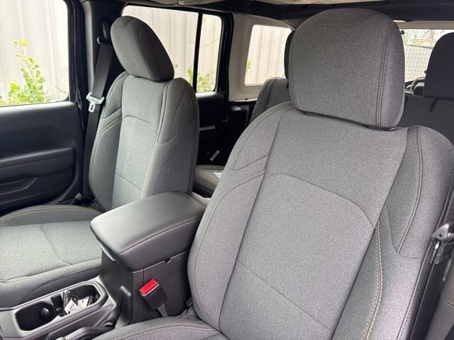 new 2026 Jeep Wrangler car, priced at $43,625