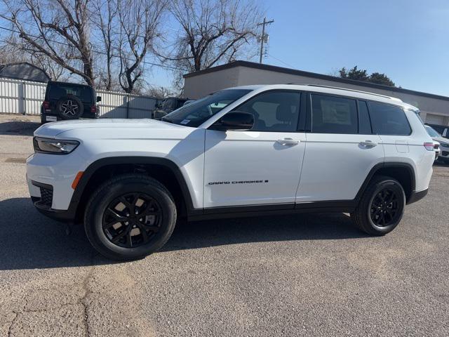 new 2025 Jeep Grand Cherokee L car, priced at $32,335