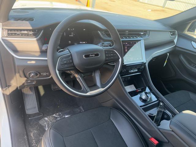 new 2025 Jeep Grand Cherokee L car, priced at $32,335