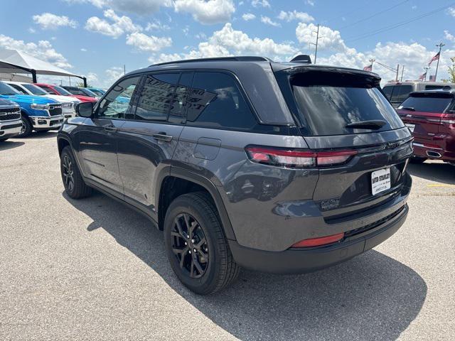 new 2024 Jeep Grand Cherokee car, priced at $34,930