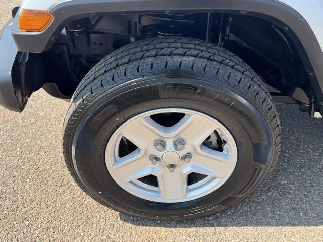 used 2023 Jeep Gladiator car, priced at $24,988