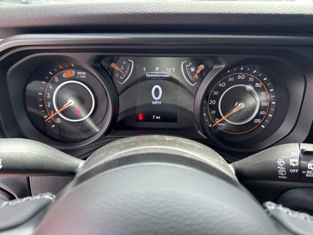 new 2025 Jeep Wrangler car, priced at $41,680