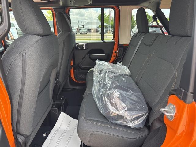 new 2025 Jeep Wrangler car, priced at $41,680