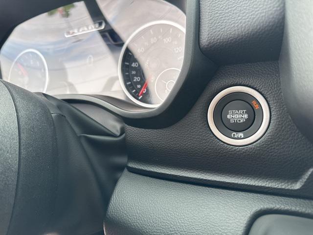 new 2025 Ram 1500 car, priced at $47,485