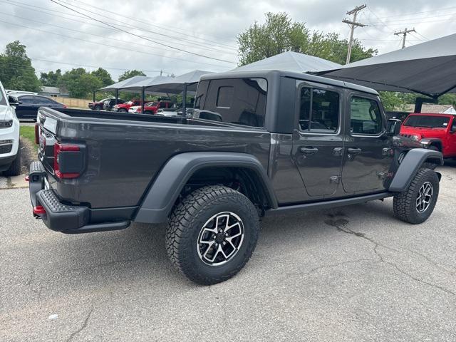 new 2024 Jeep Gladiator car, priced at $50,090