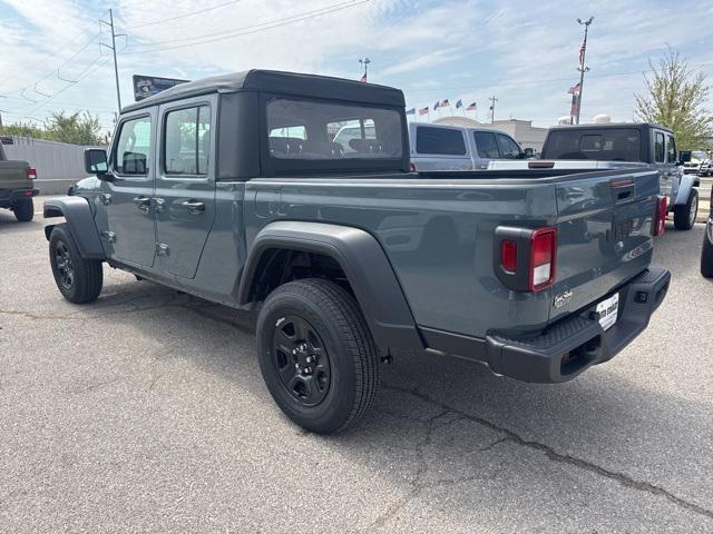 new 2025 Jeep Gladiator car, priced at $40,690