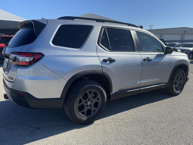 used 2023 Honda Pilot car, priced at $39,988