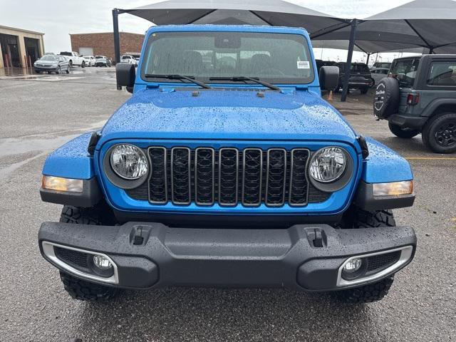 new 2025 Jeep Gladiator car, priced at $38,280