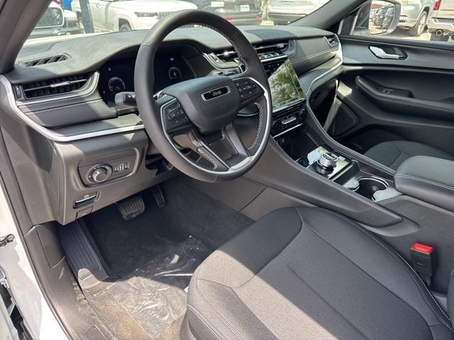 new 2025 Jeep Grand Cherokee L car, priced at $31,230
