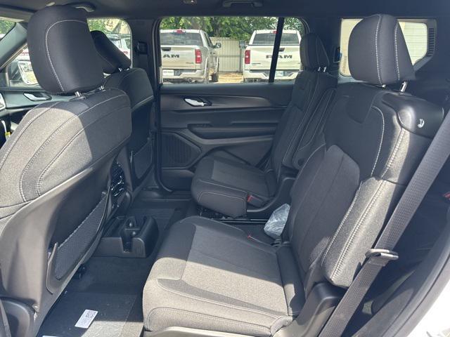 new 2025 Jeep Grand Cherokee L car, priced at $31,230