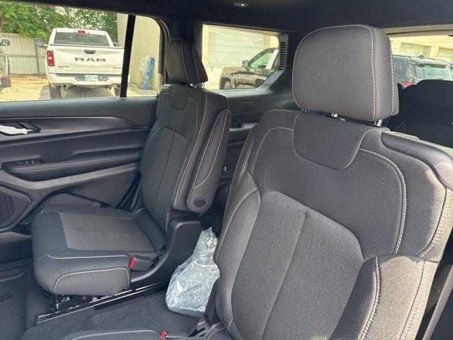 new 2025 Jeep Grand Cherokee L car, priced at $31,230