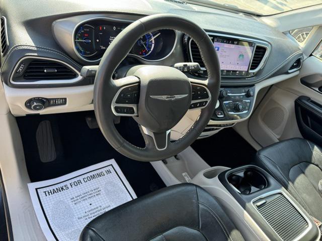 used 2022 Chrysler Pacifica Hybrid car, priced at $22,998