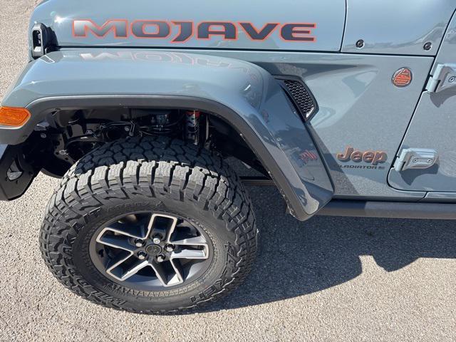 new 2025 Jeep Gladiator car, priced at $51,960