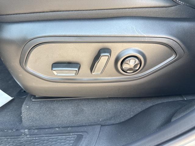 new 2025 Jeep Grand Cherokee L car, priced at $36,930
